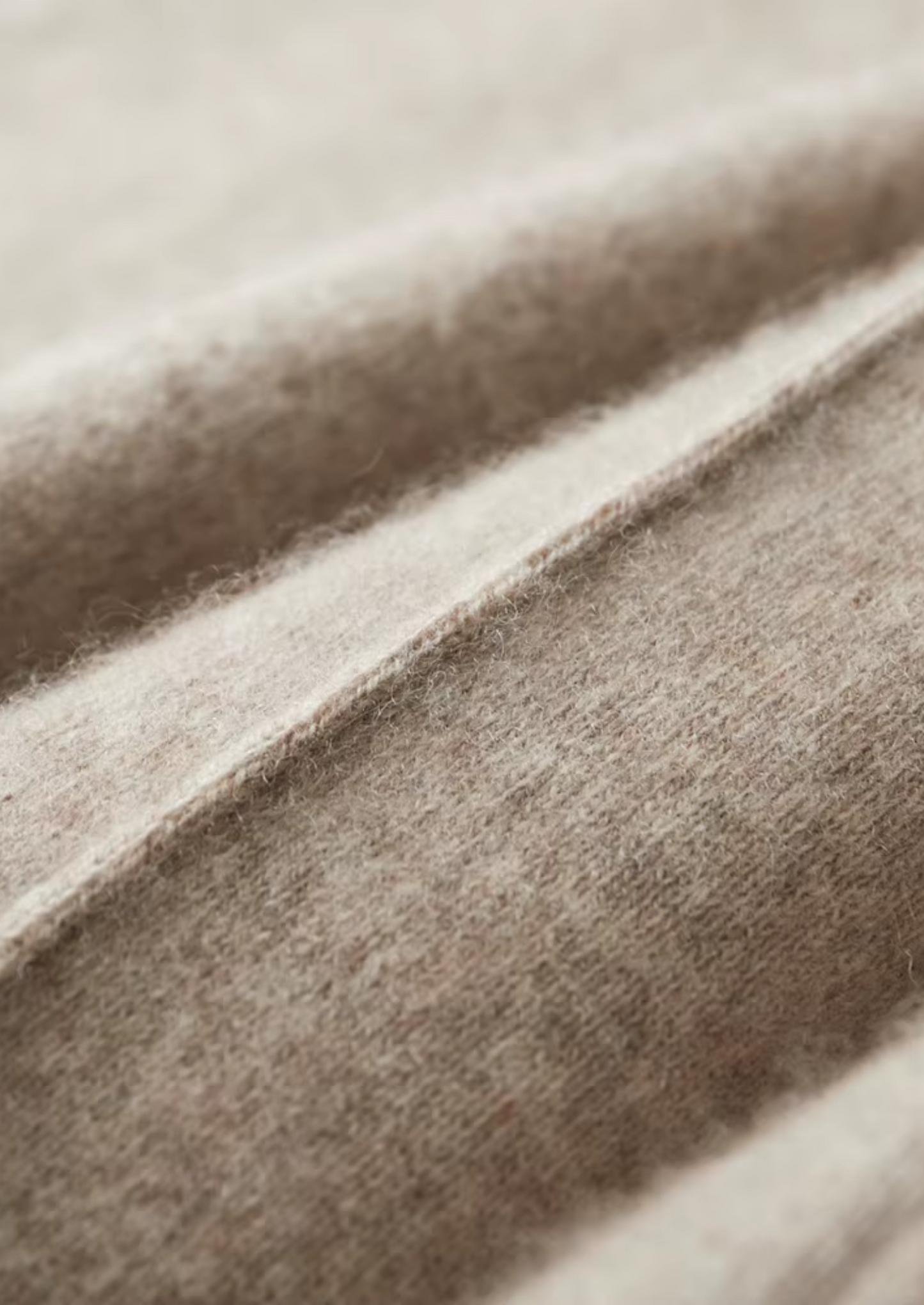 SET AUS REINEM EXTRAFEINEM MERINOWOLLE